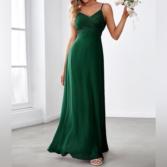 Criss-Cross V-Neck Chiffon Backless A-Line Bridesmaid Dress - Picture 3 of 5